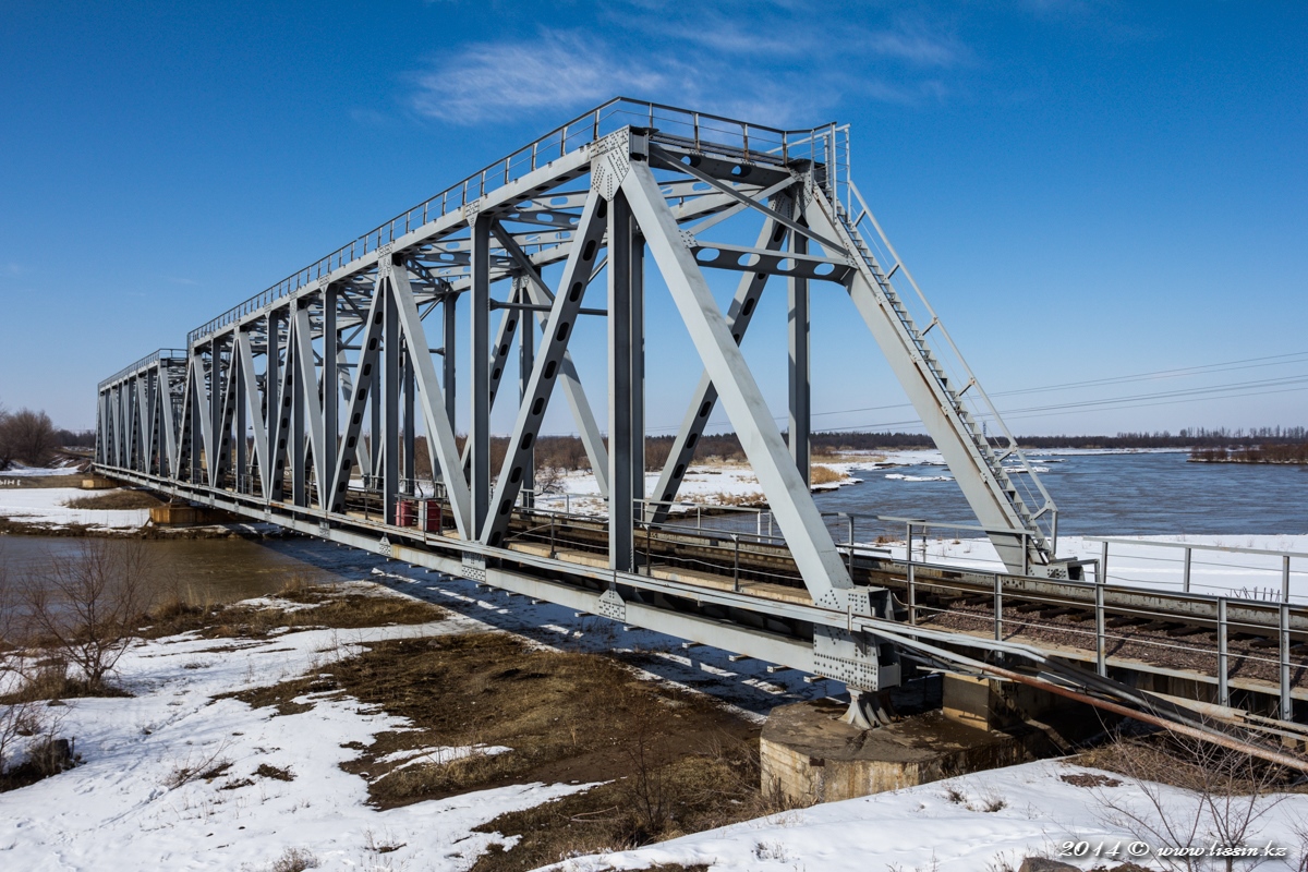 Мост через реку Каскелен, 10.03.14г. #1