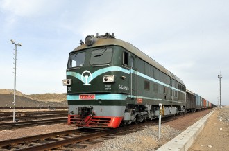 DF4B-6525 на перегоне Хоргос — Алтынколь, 2017г